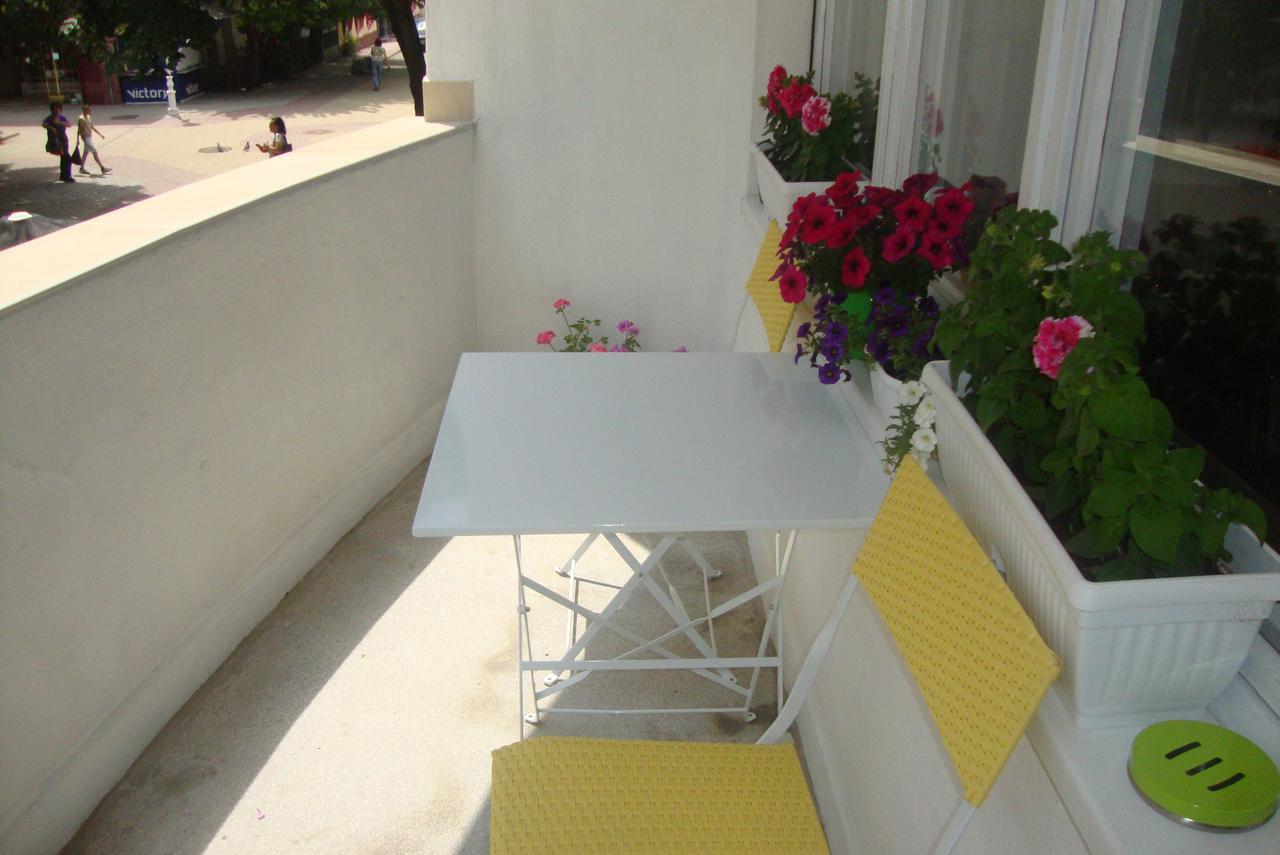 Guest Rooms Colours Kazanlŭk Exterior foto